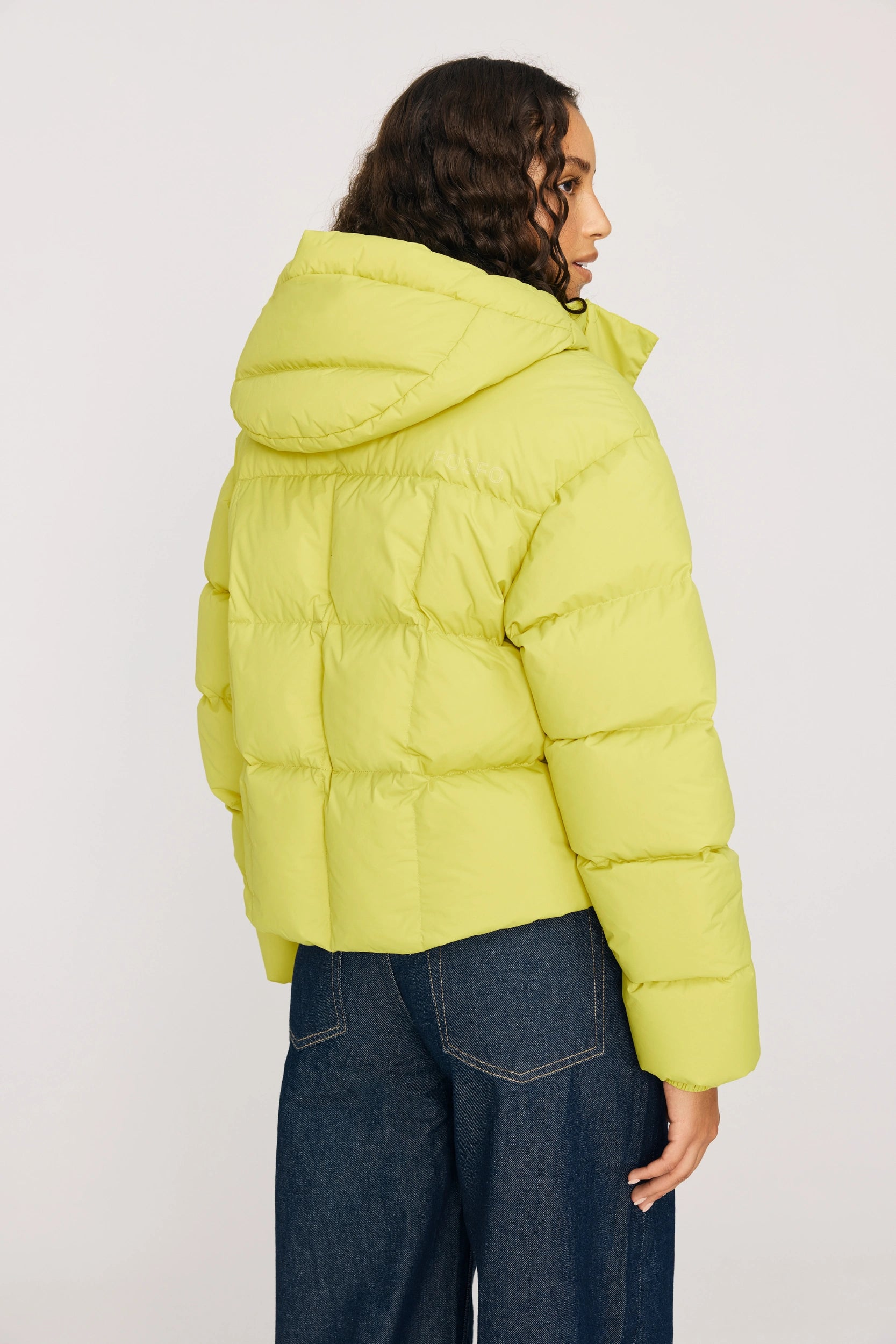 FOSFO SHORTY - Women's very short down coat