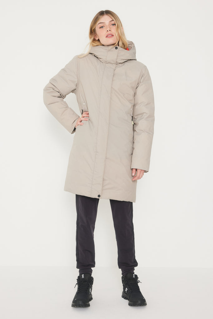 Patagonia women's sales long puffer jacket
