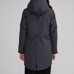 Manteau d'hiver chaud et écoresponsable de couleur grise. Coupe allongée au dos.