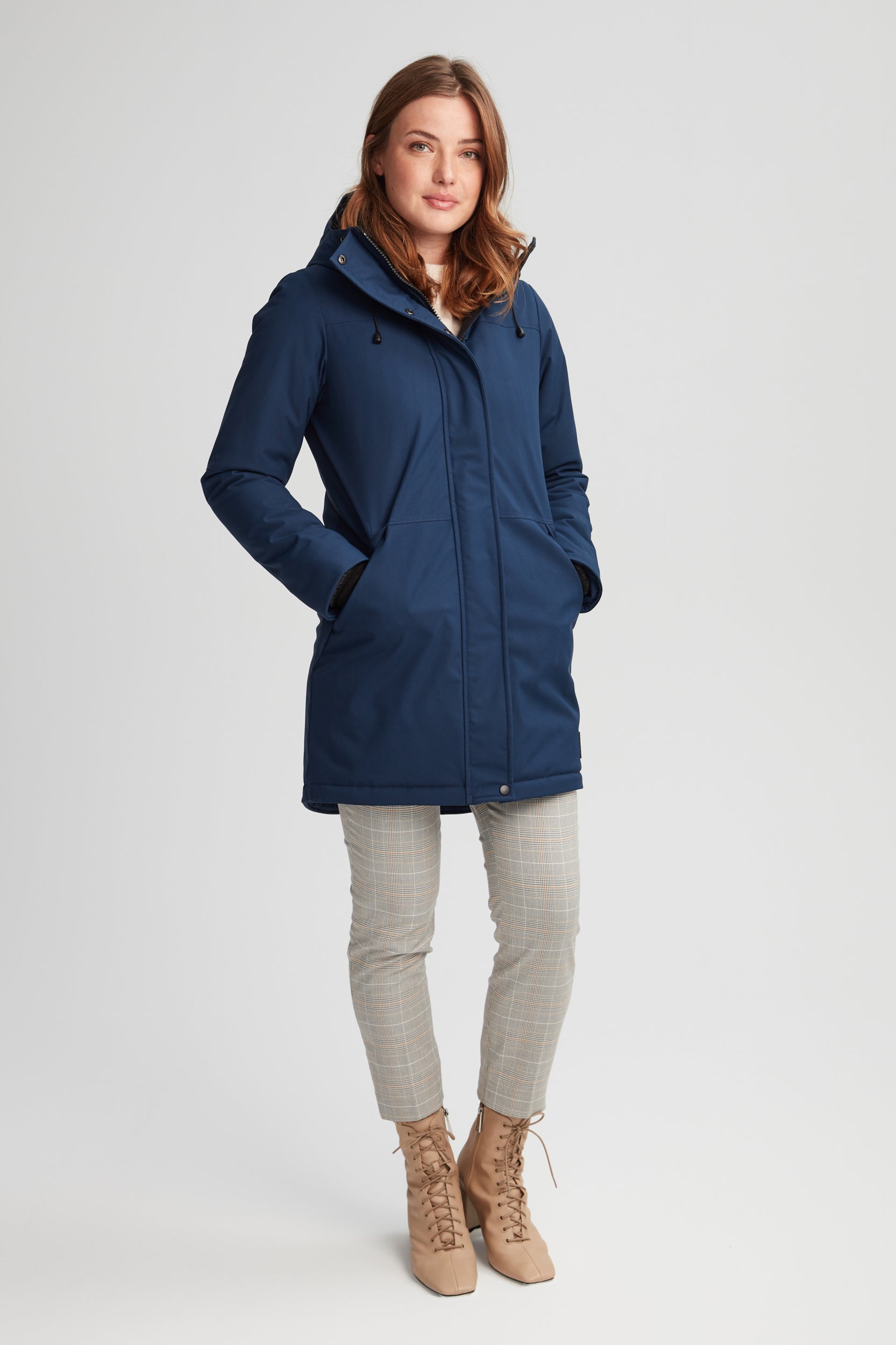 Manteau d'hiver marine isolé mi-cuisse fait au québec