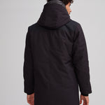 Manteau mi-cuisse noir pour homme. Fabriqué au Québec avec des matériaux innovants.